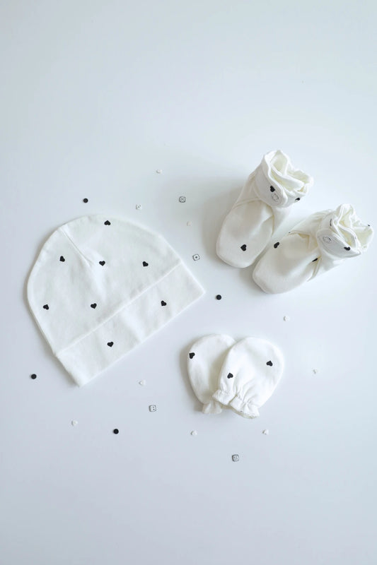 Newborn-Baby-Cap-Mittens-Booties-Set-Trio-Onyx