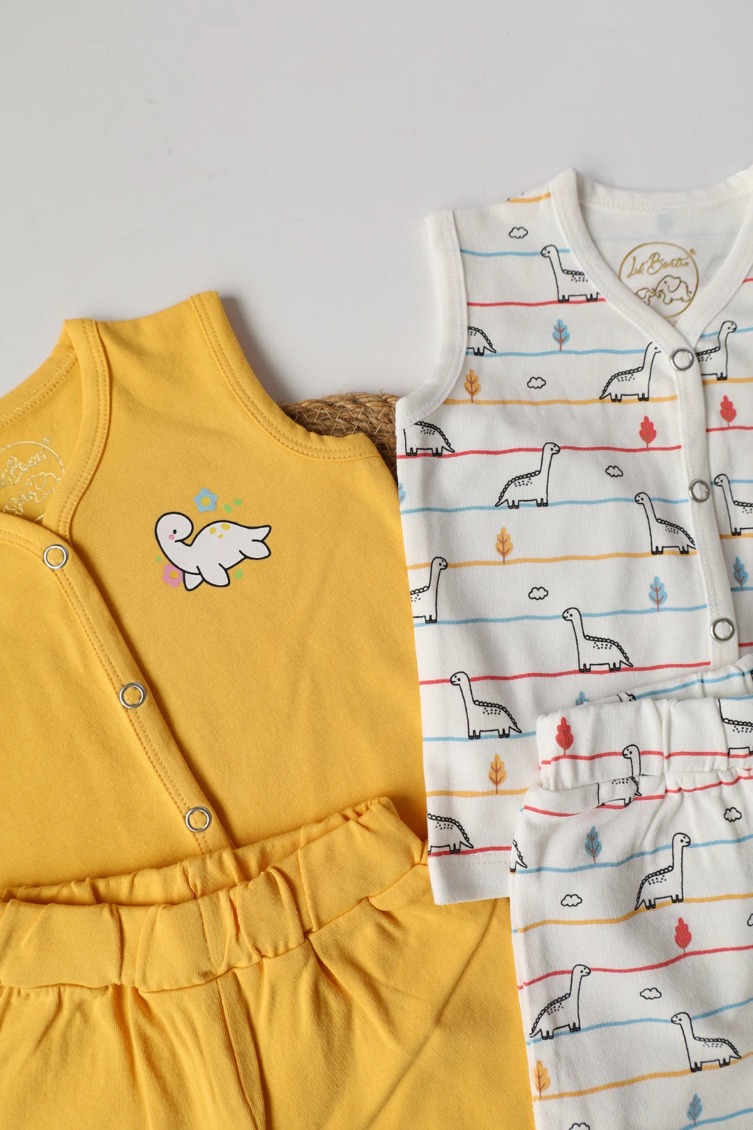 Newborn-Jabla-and-Shorts-Dino-Grove