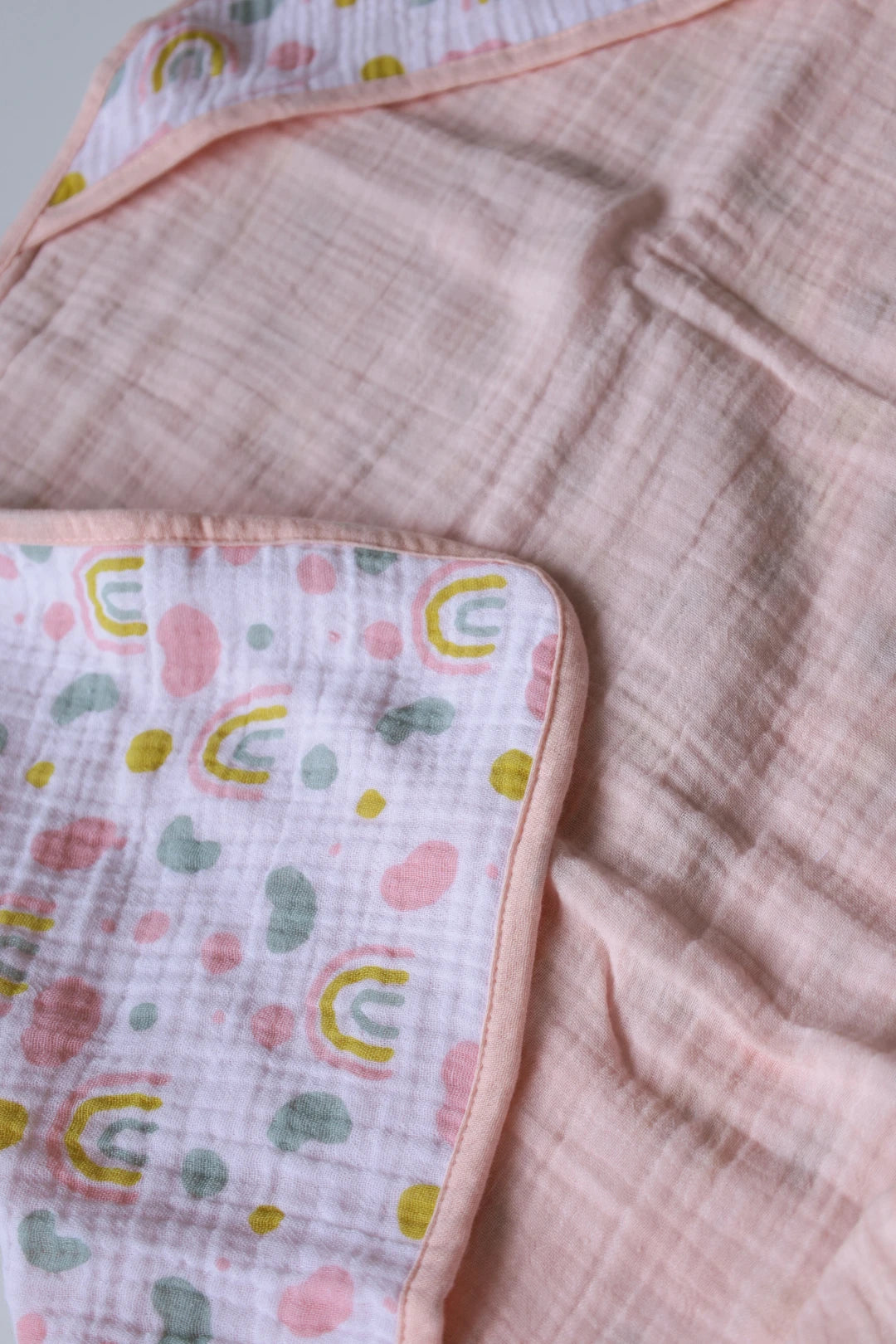 Rainbow-Muslin-Hooded-Baby-Towel