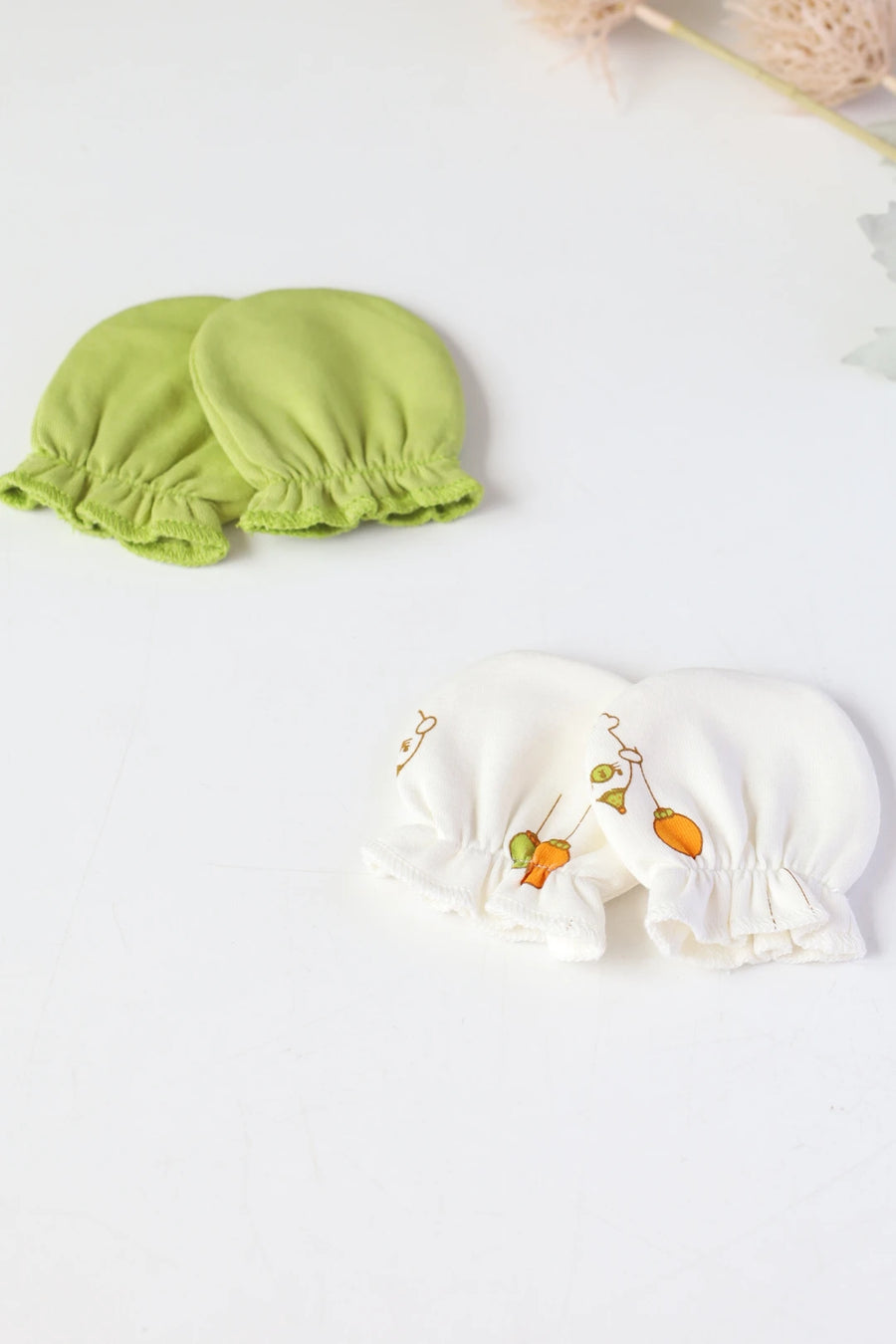 Seal-Pop-Baby-Mittens-Combo