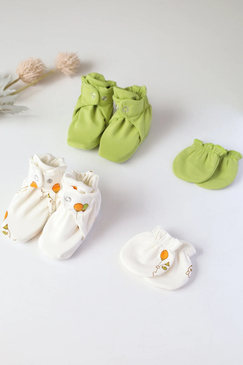 Seal-Pop-Baby-Mittens-and-Booties