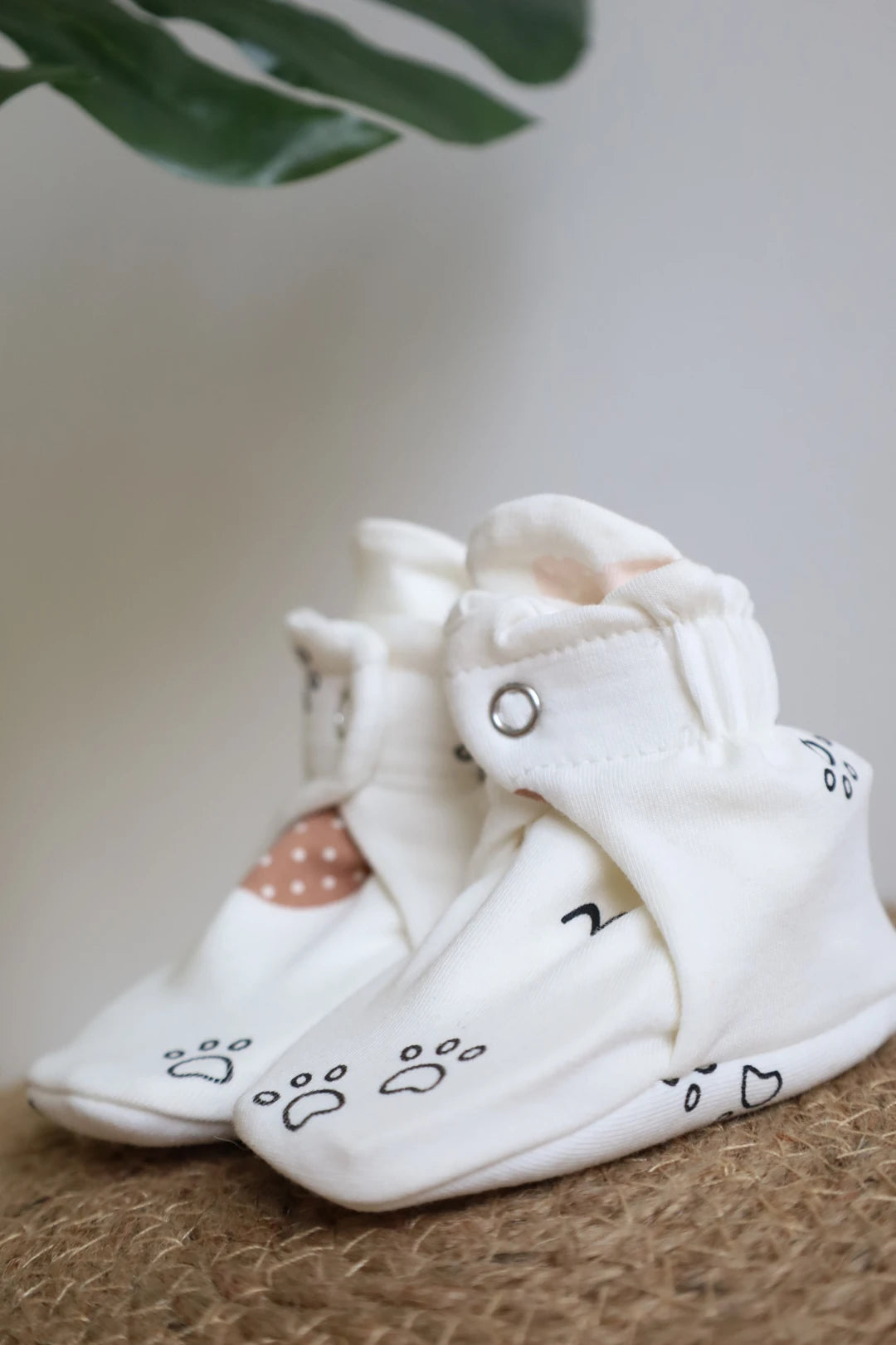 Snug-12-Newborn-Baby-Booties-and-Socks