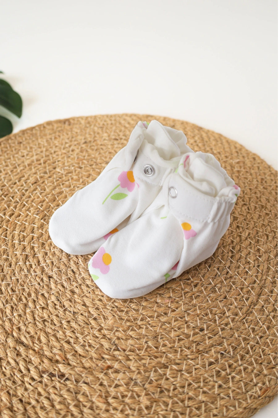 Snug'44-Baby Booties