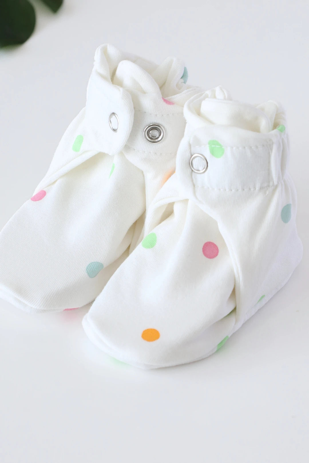 Snug-61-Baby-Booties