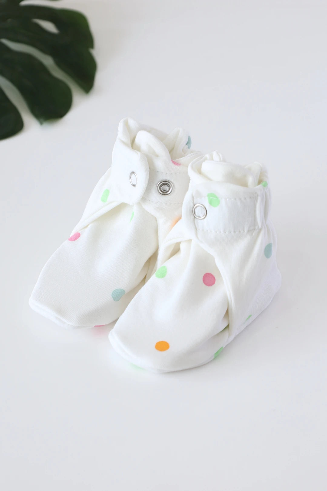 Snug-61-Baby-Booties