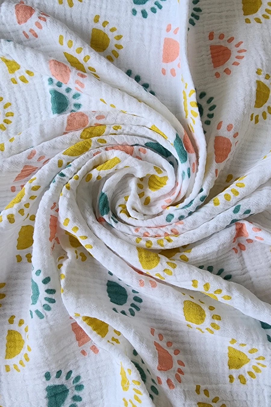 Snuggle-Set-4-Combo-of-Muslin-Baby-Swaddle-Hooded-Towel-and-Wipes