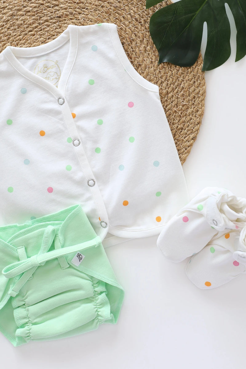 Tinty-Bubbles-Newborn-Clothes-Set