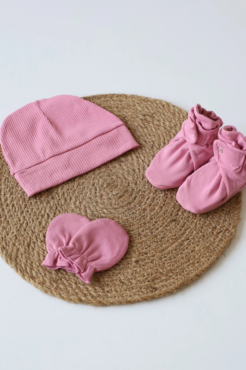 Trio-Candy-Cap-Mittens-and-Booties-Combo-2
