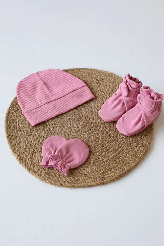 Trio-Candy-Cap-Mittens-and-Booties-Combo