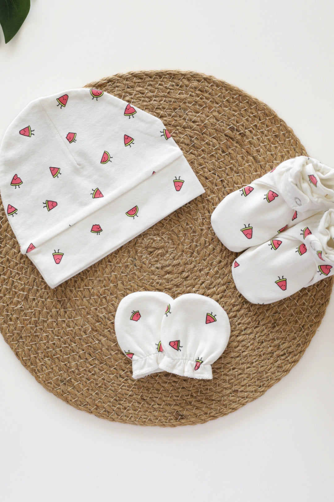 Trio Melon-Accessory Combo