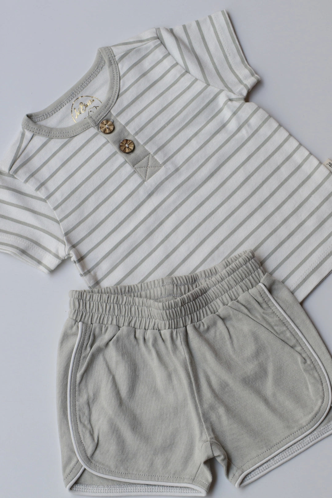 Unisex-Kids-Top-and-Shorts-Grey-Stripes