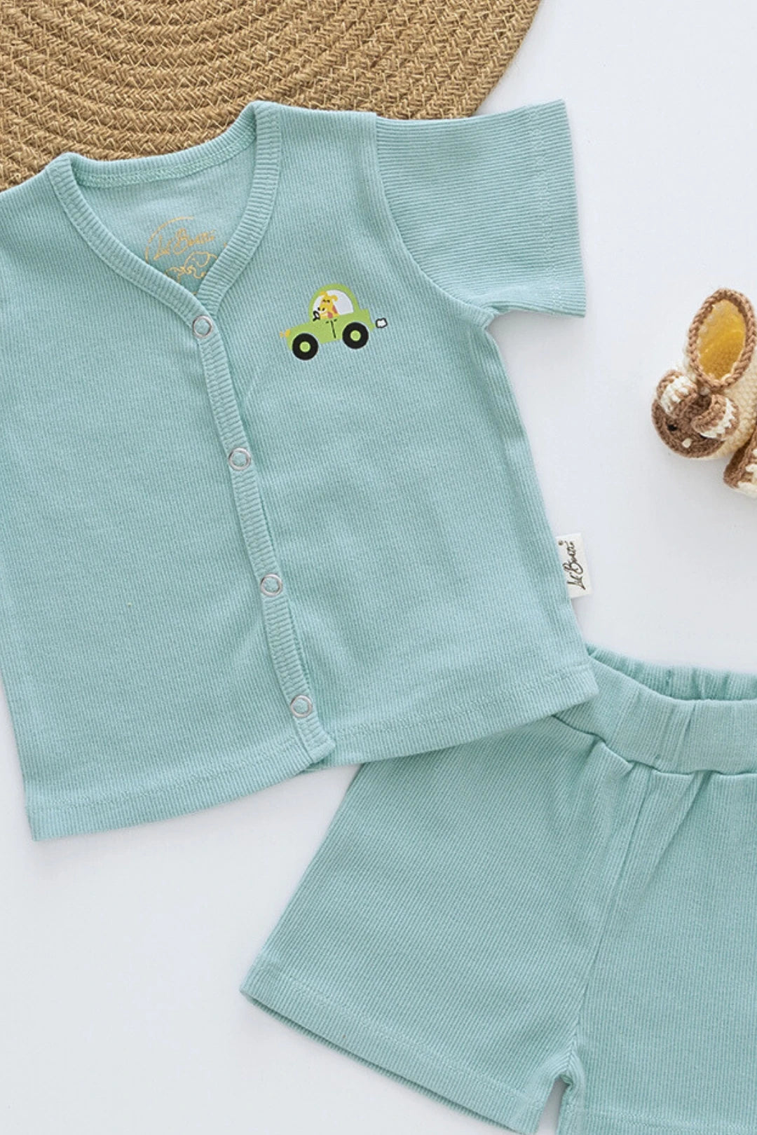 Vroomster-RibKnit-Newborn-Jabla-and-Shorts