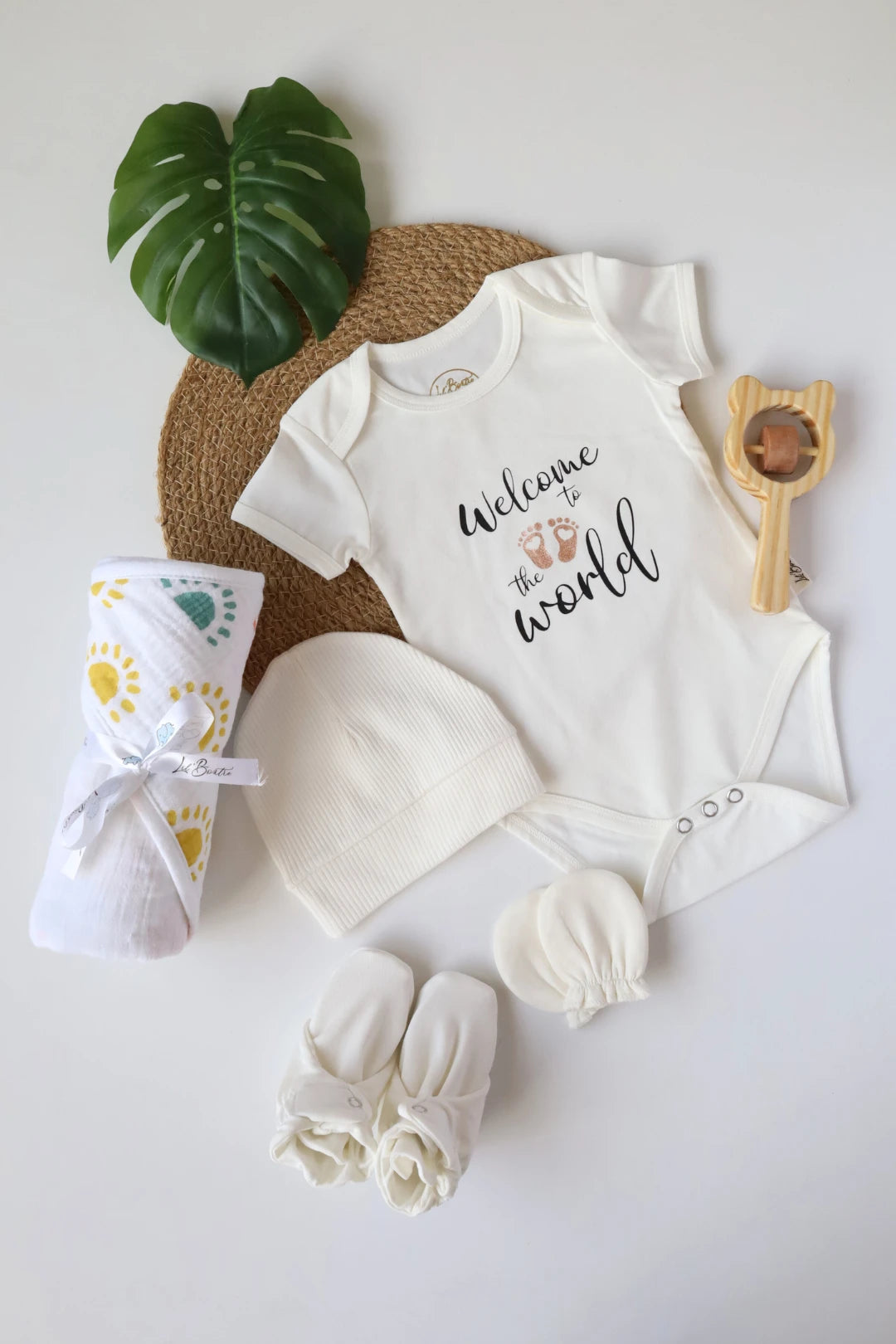 Welcome Little Heart Combo-Newborn Essentials Gift Combo