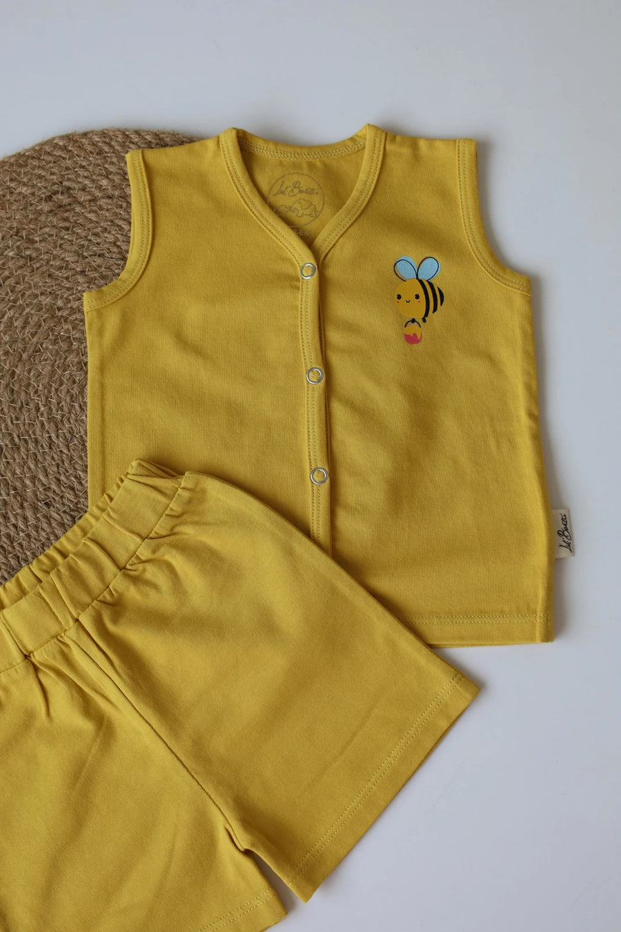 Yellow-Bee-Newborn-Jabla-and-Shorts