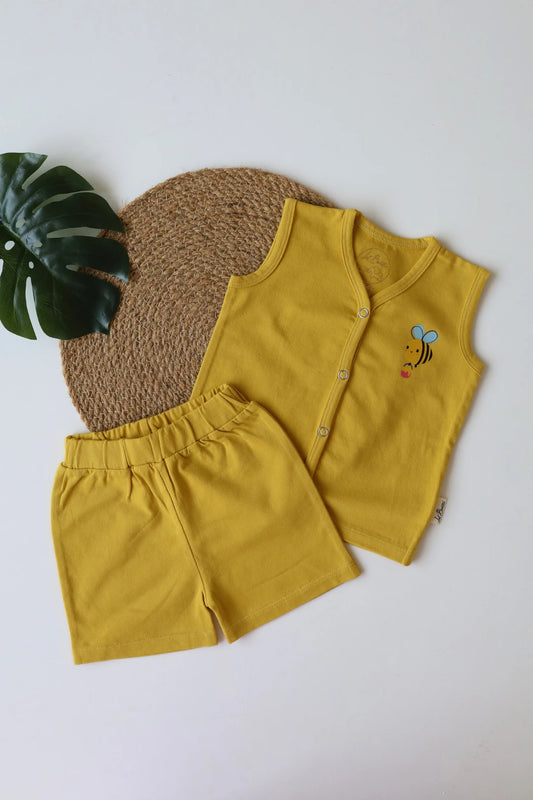 Bee-Newborn Jabla and Shorts
