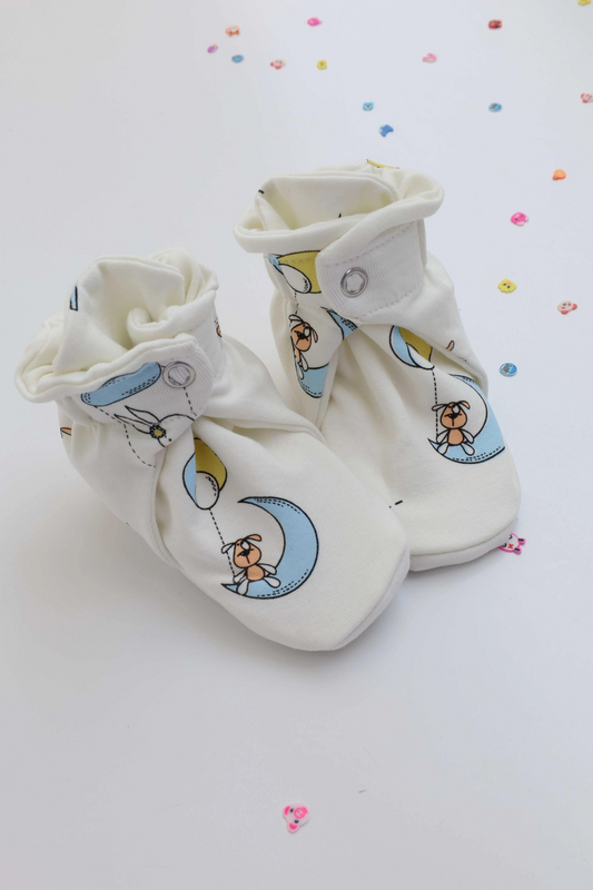 balloonblue-newbornbabybooties-babysocks-1